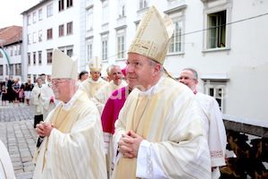 Bischofsweihe_Eintreffen_Einzug IMG_1391