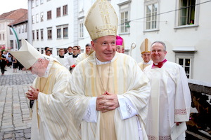 Bischofsweihe_Eintreffen_Einzug IMG_1394