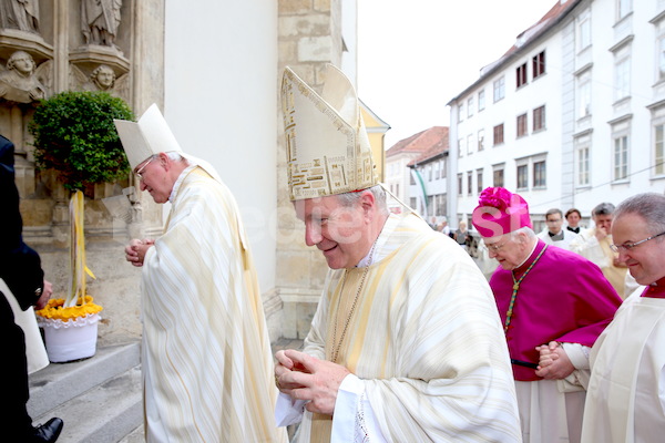 Bischofsweihe_Eintreffen_Einzug IMG_1398