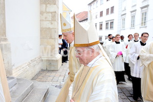 Bischofsweihe_Eintreffen_Einzug IMG_1405