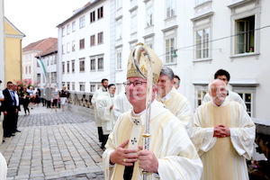 Bischofsweihe_Eintreffen_Einzug IMG_1407