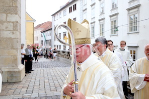 Bischofsweihe_Eintreffen_Einzug IMG_1410