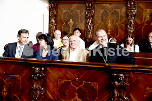 Bischofsweihe_Einzug Dom _40A7059