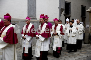 Bischofsweihe_Einzug Dom _40A7132