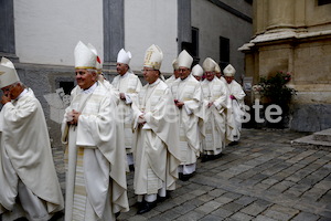Bischofsweihe_Einzug Dom _40A7149