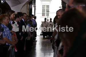 Bischofsweihe_Einzug Dom _40A7177