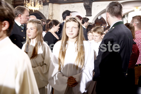 Bischofsweihe_Einzug Dom _40A7183