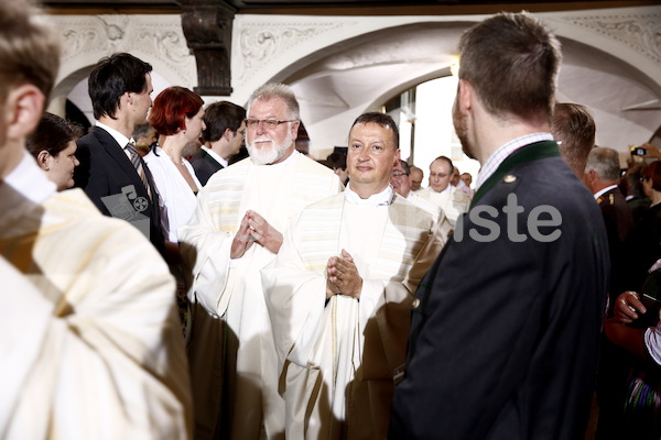 Bischofsweihe_Einzug Dom _40A7190