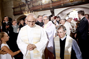 Bischofsweihe_Einzug Dom _40A7208