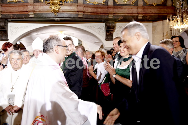 Bischofsweihe_Einzug Dom _40A7211