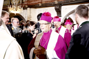 Bischofsweihe_Einzug Dom _40A7218