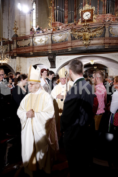 Bischofsweihe_Einzug Dom _40A7246