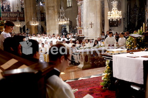 Bischofsweihe_Eucharistiefeier _40A7549