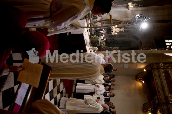 Bischofsweihe_Eucharistiefeier _40A7579