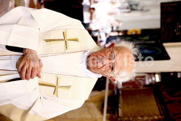Bischofsweihe_Eucharistiefeier _40A7590