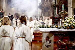 Bischofsweihe_Eucharistiefeier _40A7597