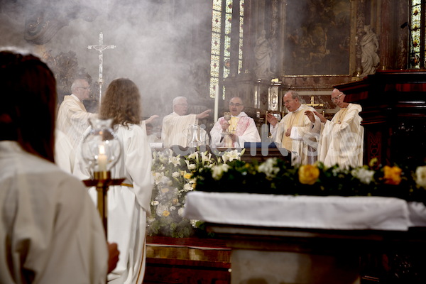 Bischofsweihe_Eucharistiefeier _40A7603