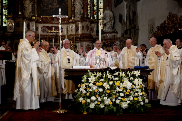 Bischofsweihe_Eucharistiefeier _40A7614