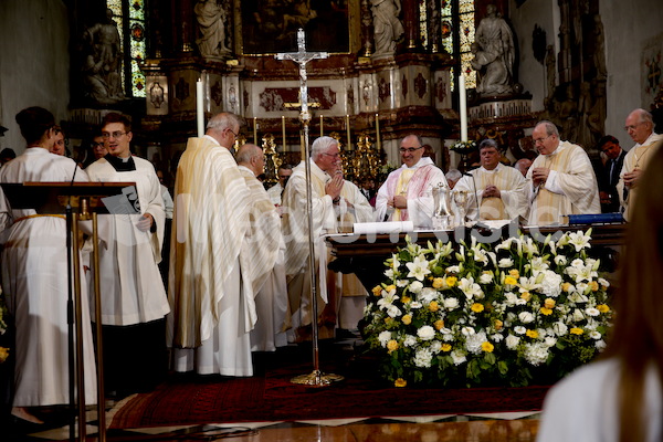 Bischofsweihe_Eucharistiefeier _40A7618