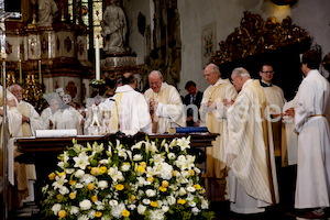 Bischofsweihe_Eucharistiefeier _40A7621