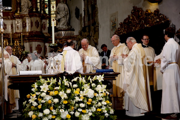 Bischofsweihe_Eucharistiefeier _40A7621