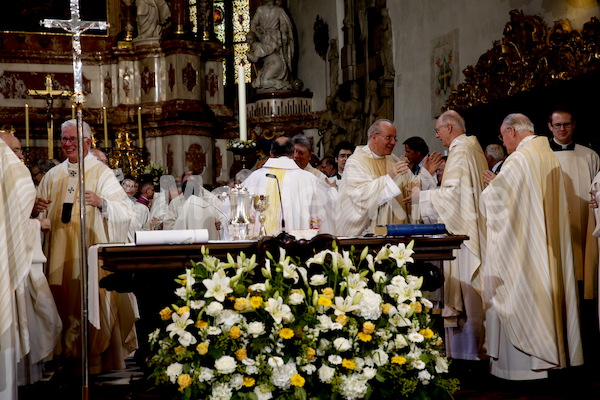 Bischofsweihe_Eucharistiefeier _40A7622
