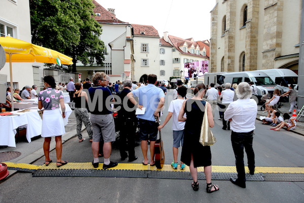 Bischofsweihe_Gottesdienst_Festgelände IMG_1478