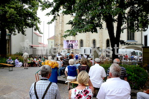 Bischofsweihe_Gottesdienst_Festgelände IMG_1489