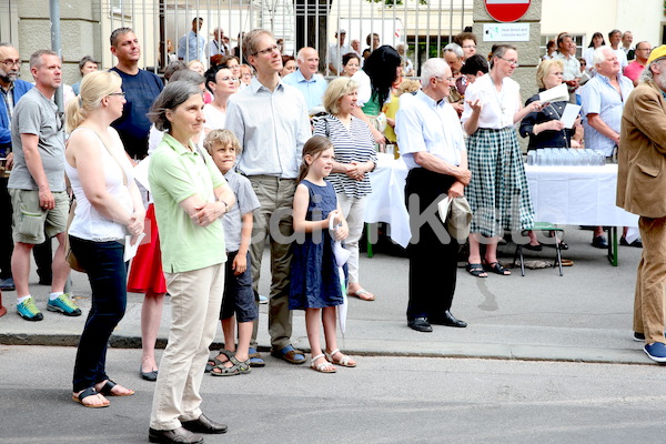 Bischofsweihe_Gottesdienst_Festgelände IMG_1574