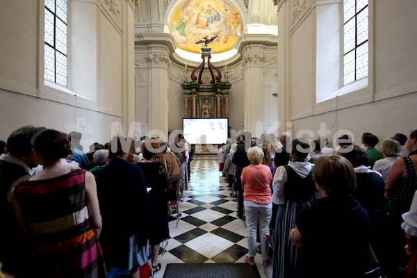 Bischofsweihe_Gottesdienst_Mausoleum IMG_1505