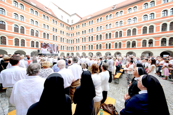 Bischofsweihe_Gottesdienst_Priesterseminar IMG_1513