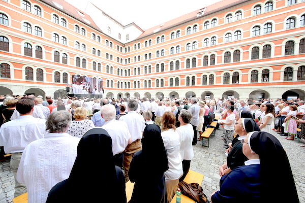 Bischofsweihe_Gottesdienst_Priesterseminar IMG_1514