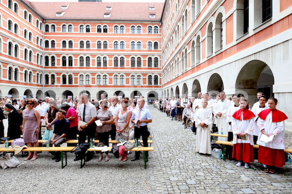 Bischofsweihe_Gottesdienst_Priesterseminar IMG_1524