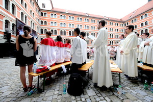 Bischofsweihe_Gottesdienst_Priesterseminar IMG_1601