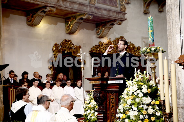 Bischofsweihe_Weihe _40A7307