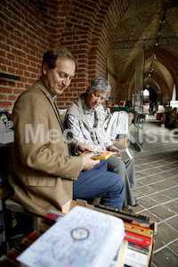 BuchbazarHerz Jesu 2013 Vorbereitungen -0469