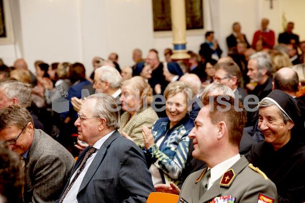 Buchpräsentation_Kapellari_F._Neuhold-85