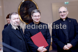 cBischofgratulation_ES_F._Neuhold-101