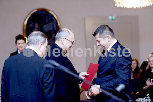 cBischofgratulation_ES_F._Neuhold-143