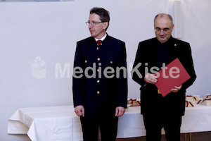 cBischofgratulation_ES_F._Neuhold-178