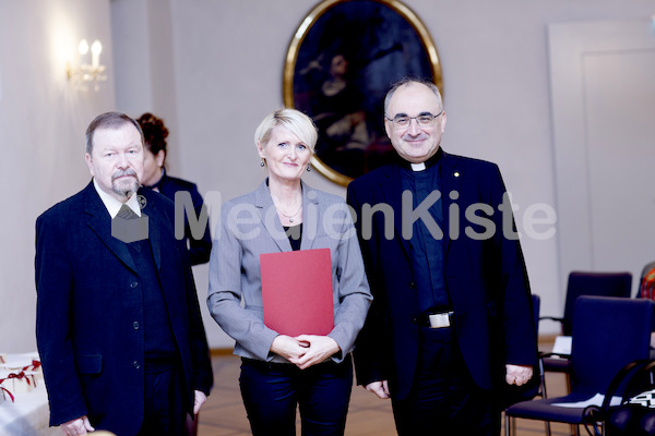 cBischofgratulation_ES_F._Neuhold-188