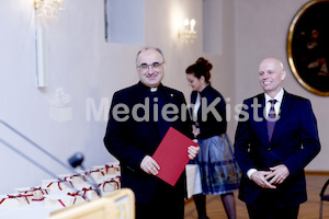 cBischofgratulation_ES_F._Neuhold-190