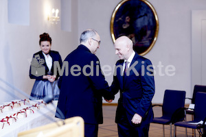 cBischofgratulation_ES_F._Neuhold-192