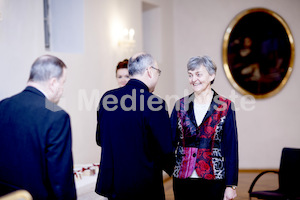 cBischofgratulation_ES_F._Neuhold-204