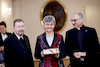 cBischofgratulation_ES_F._Neuhold-208