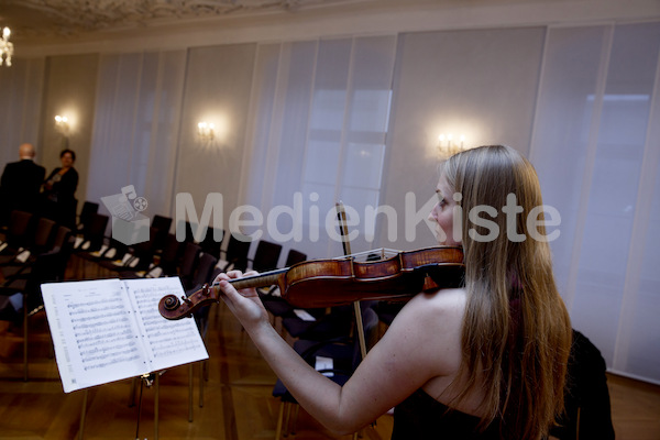 cBischofgratulation_ES_F._Neuhold-28