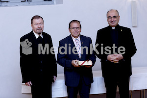 cBischofgratulation_ES_F._Neuhold-282