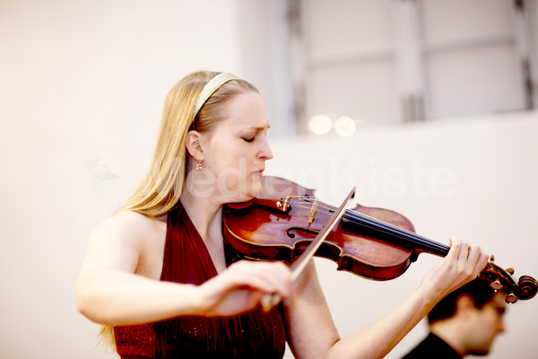 cBischofgratulation_ES_F._Neuhold-304