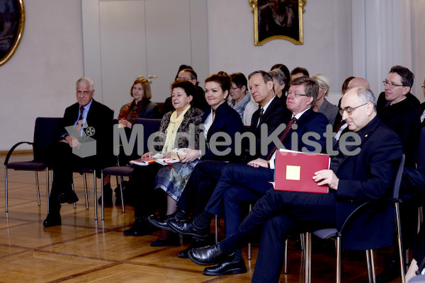 cBischofgratulation_ES_F._Neuhold-327