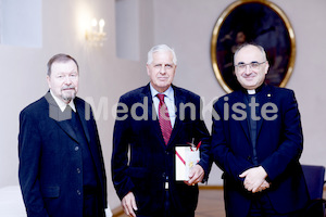 cBischofgratulation_ES_F._Neuhold-336